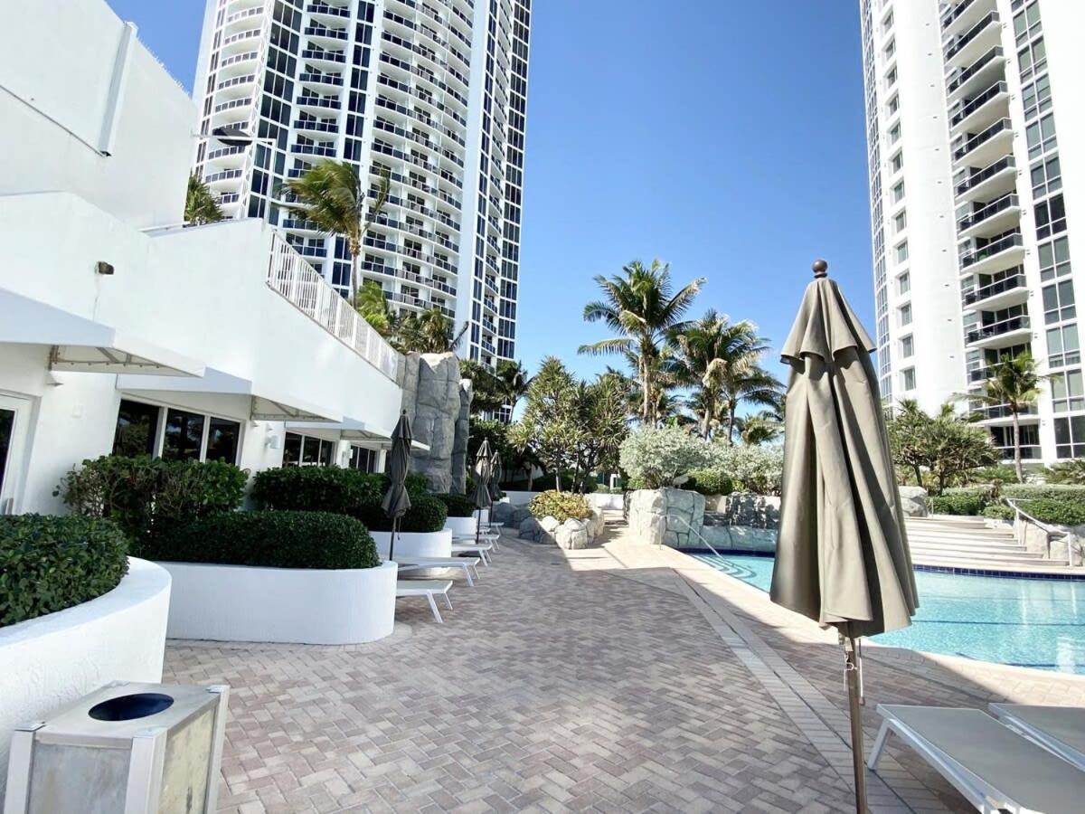 Trump International Resort By Zen Vacation Rentals Miami Beach Exterior photo